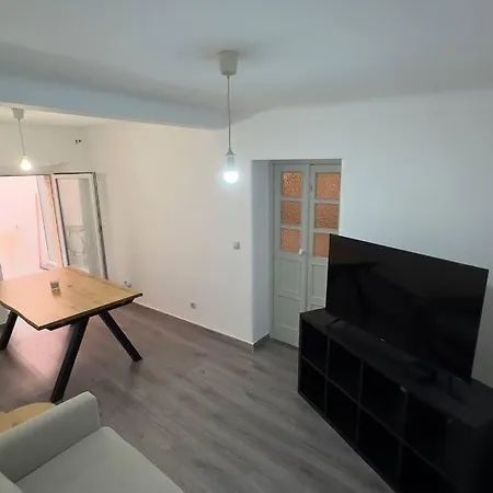 Apartment 2br Sleeps4 In - Orchid Lisbon